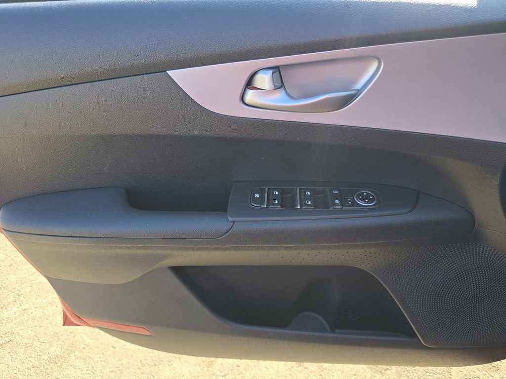 Used 2024 Kia Forte LXS image 21