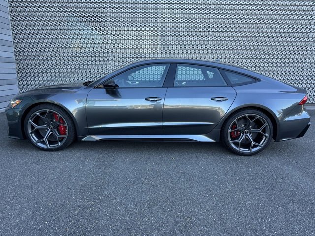 New 2026 Audi RS 7 Performance image 2