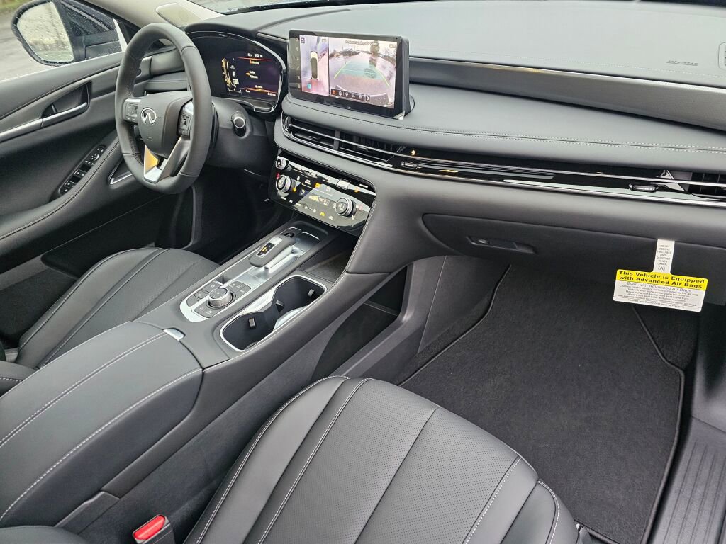 New 2026 INFINITI QX60 Luxe image 13