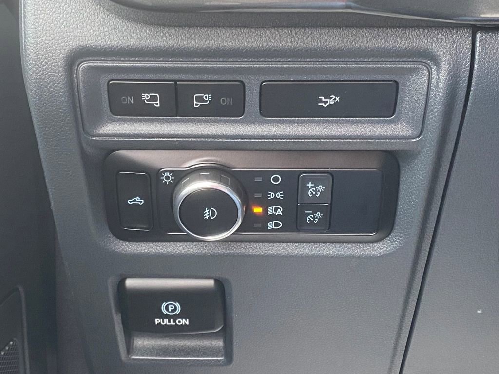 Used 2022 Ford F150 XLT w/ Equipment Group 302A High image 27