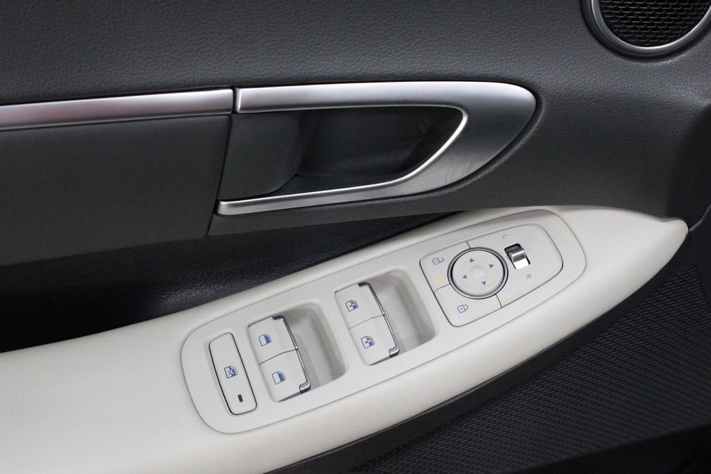 Used 2024 Hyundai Sonata SEL image 17