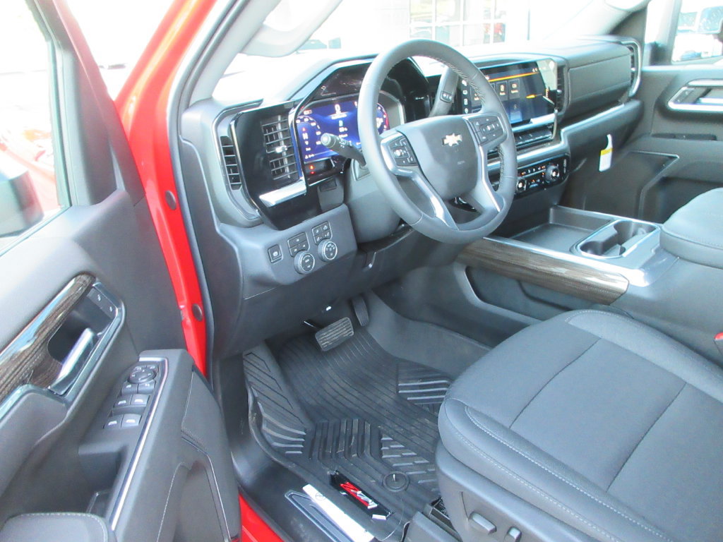 New 2026 Chevrolet Silverado 3500 LT w/ All Star Edition AWD/4WD image 14