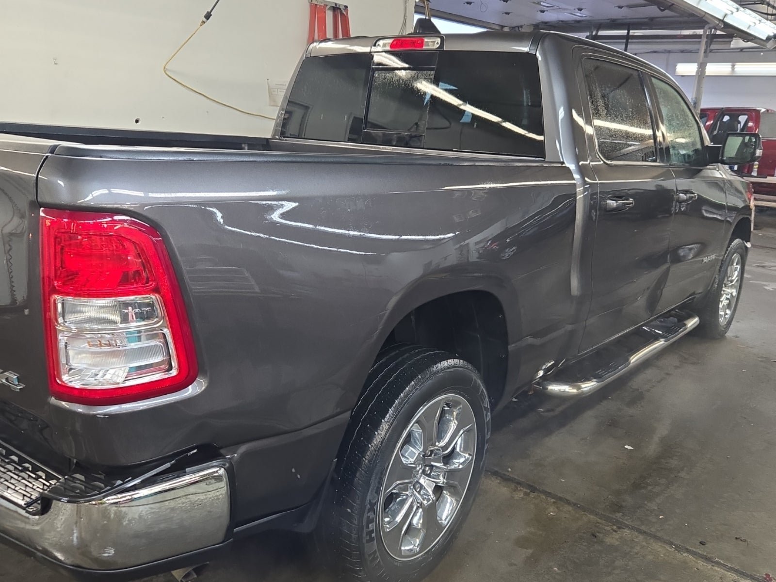 Used 2022 RAM 1500 Big Horn AWD/4WD image 6