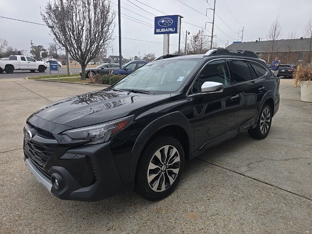 Used 2023 Subaru Outback Touring image 5
