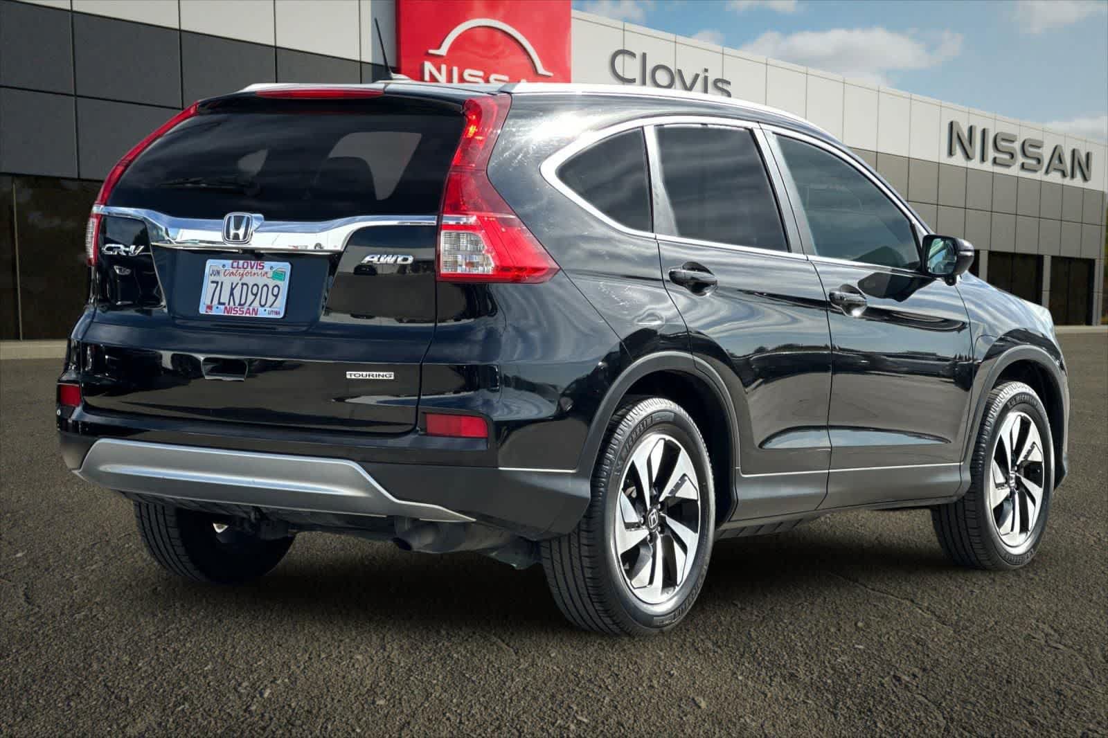 Used 2015 Honda CR-V Touring image 3