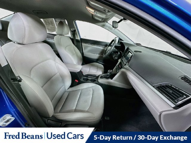 Used 2017 Hyundai Elantra SE FWD image 32