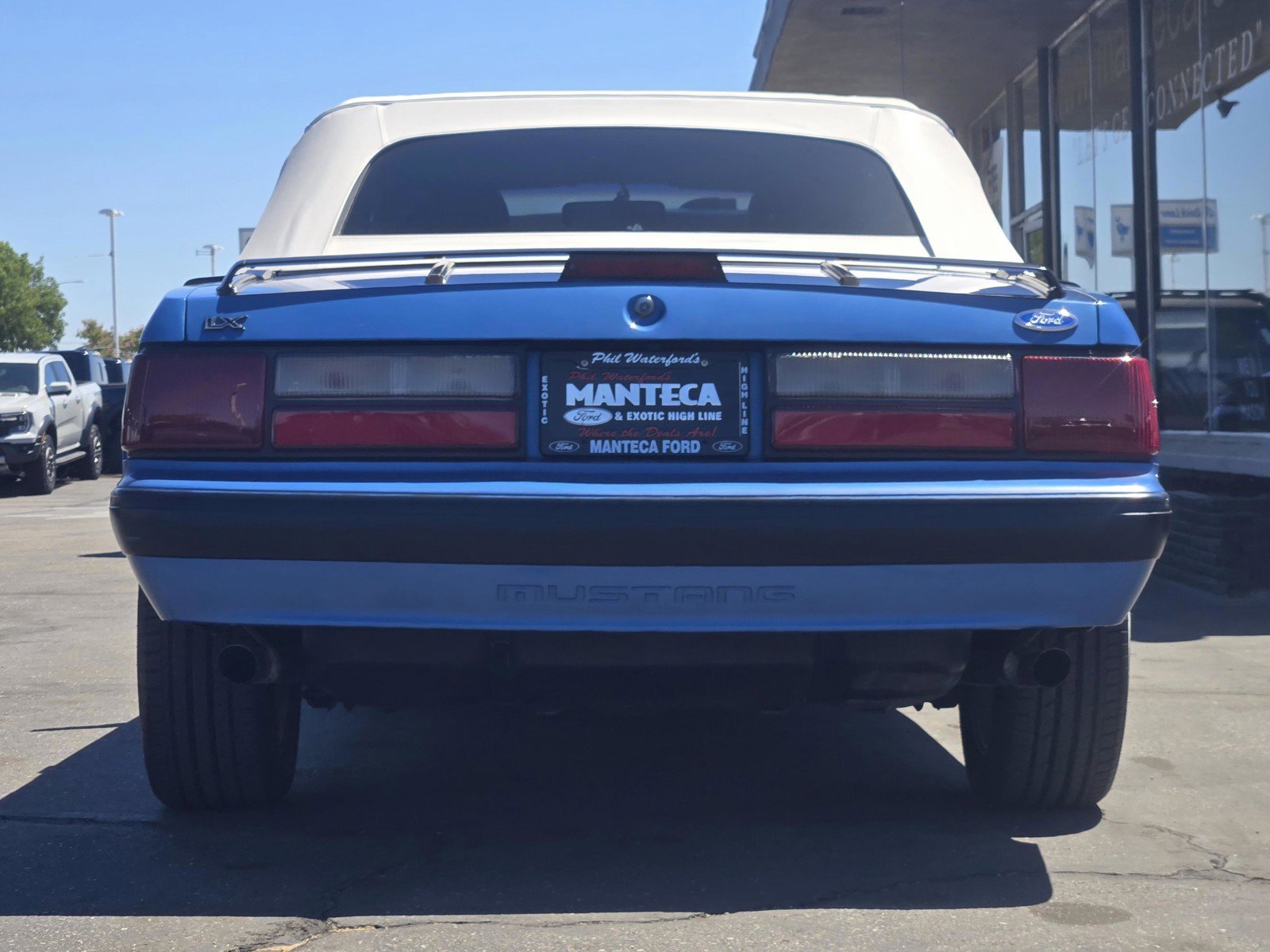 Used 1989 Ford Mustang LX RWD image 4