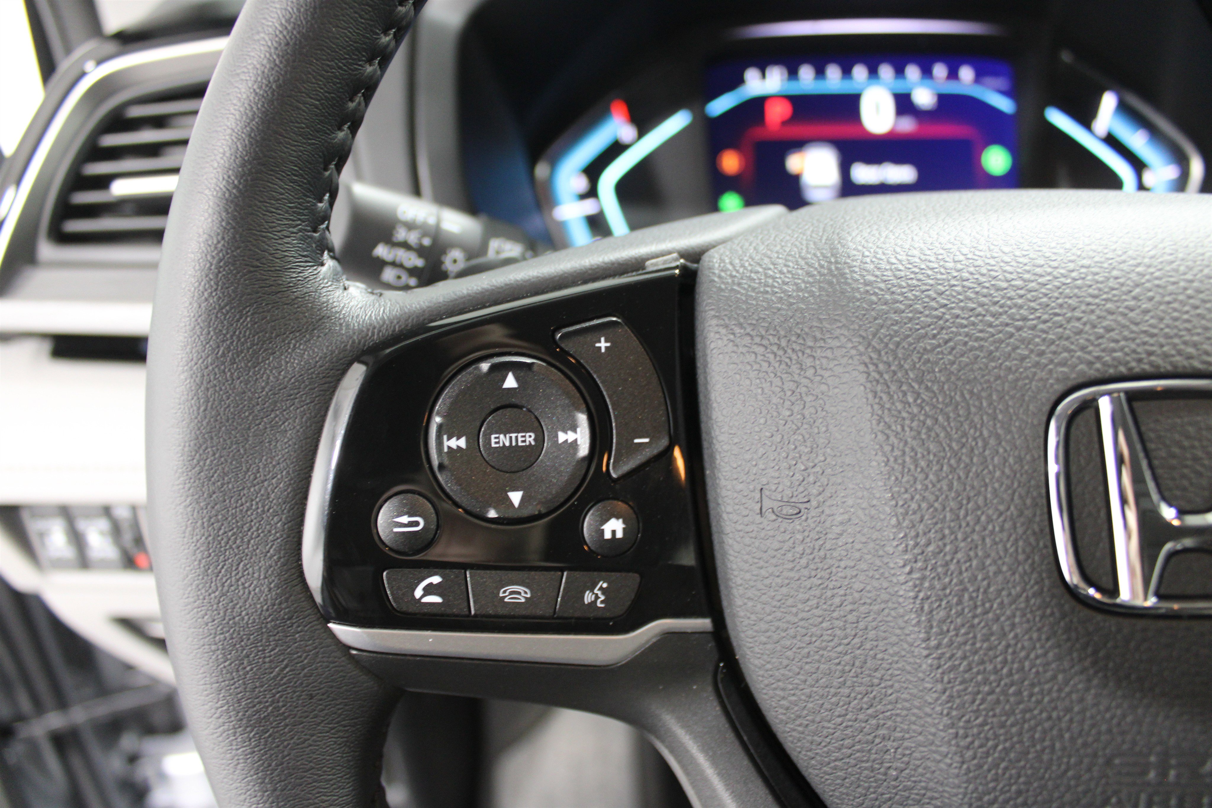 Used 2024 Honda Odyssey Elite image 10