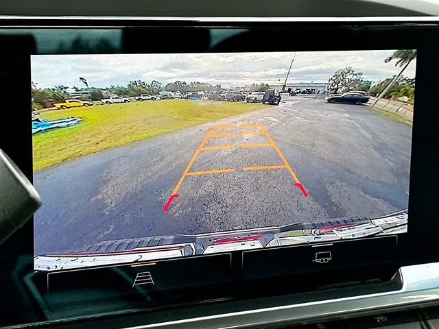 Used 2025 GMC Sierra 1500 SLT image 14