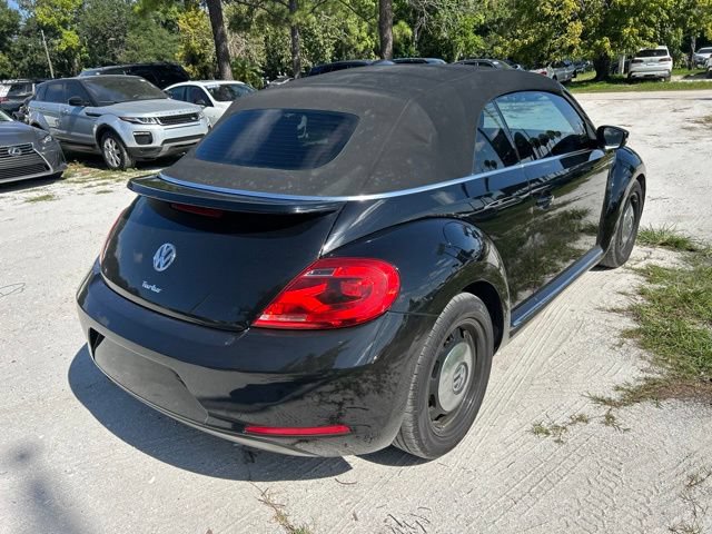Used 2016 Volkswagen Beetle 1.8T Denim FWD image 2
