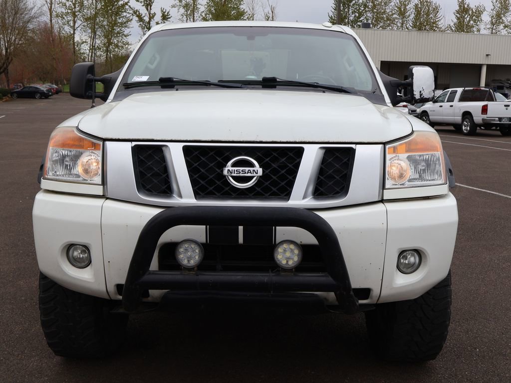 Used 2013 Nissan Titan PRO-4X image 9