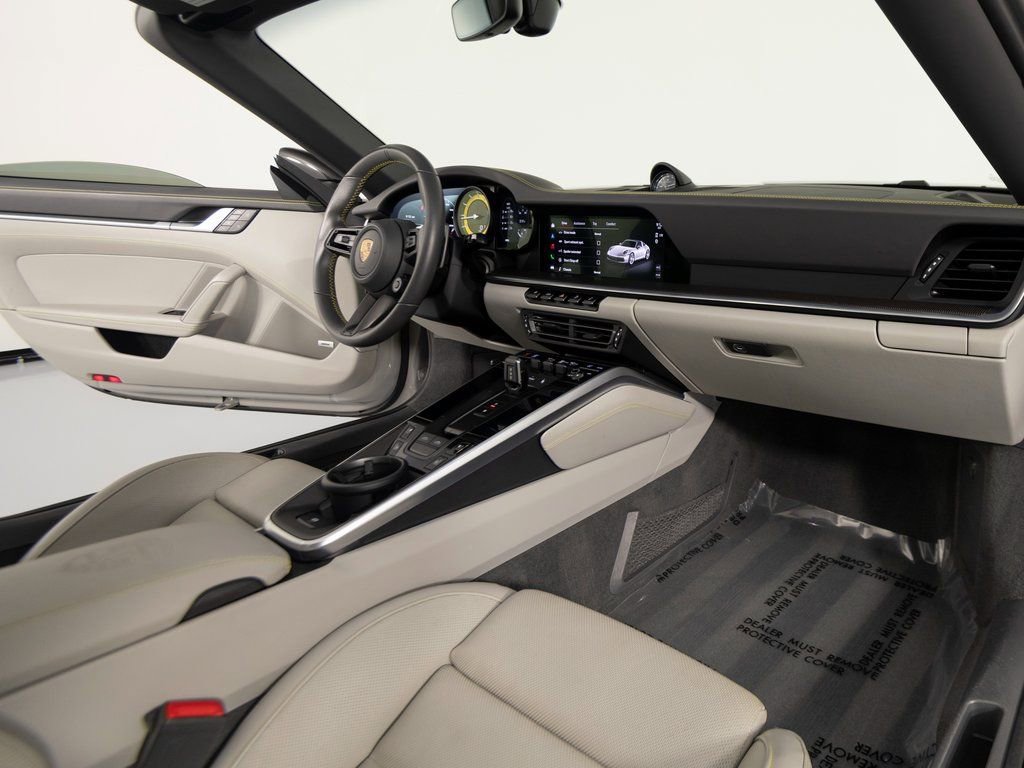 Certified 2022 Porsche 911 Targa 4S image 22
