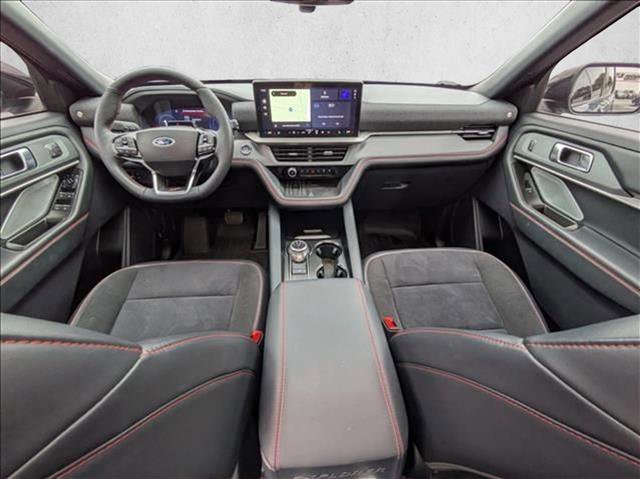 Used 2025 Ford Explorer ST image 21