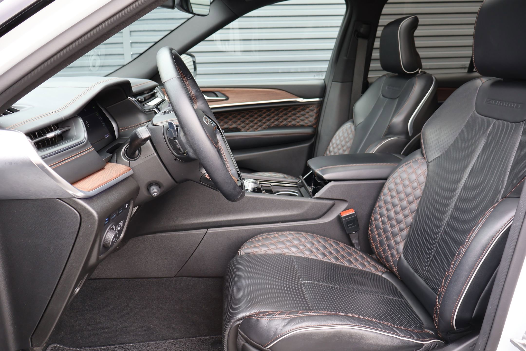 Used 2022 Jeep Grand Cherokee Summit image 21