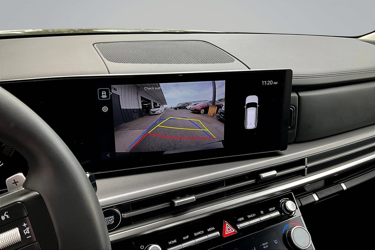 Used 2025 Hyundai Santa Fe SEL FWD image 16