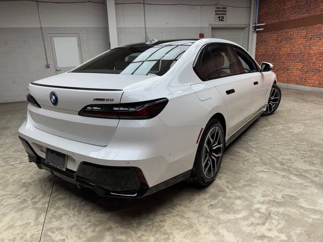 New 2026 BMW i7 xDrive60 w/ Executive Package image 5