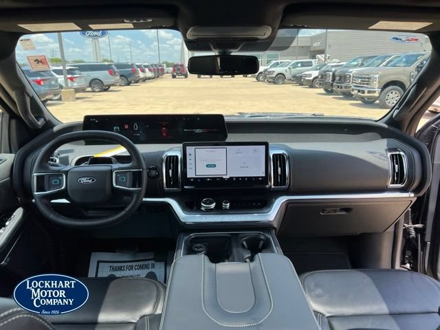 New 2027 Ford Expedition Platinum w/ Stealth Appearance Package RWD image 44
