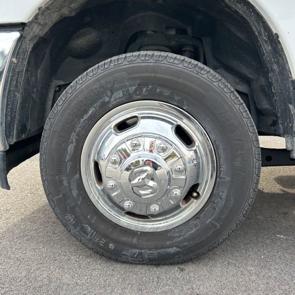 Used 2023 RAM 3500 Big Horn w/ Level 1 Equipment Group image 19