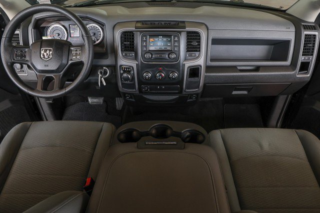 Used 2017 RAM 1500 Express w/ Express Value Package RWD image 35