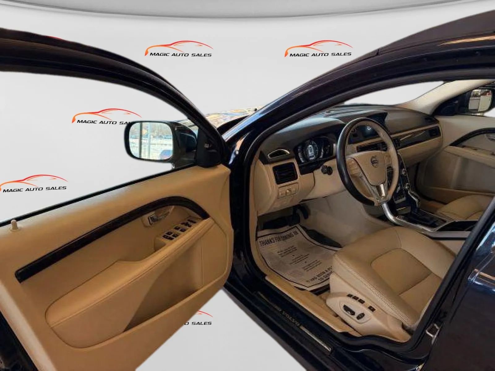 Used 2016 Volvo XC70 T5 Platinum w/ Protection Package AWD/4WD image 8
