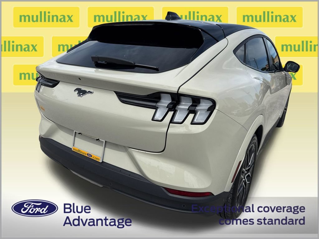 Certified 2025 Ford Mustang Mach-E Premium RWD image 4