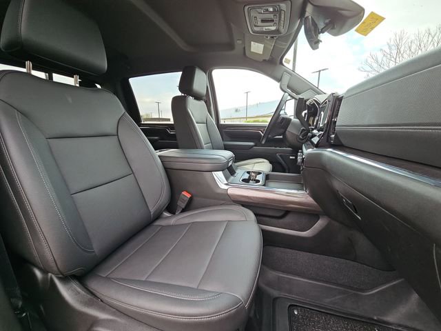 Used 2024 Chevrolet Silverado 2500 LTZ w/ LTZ Premium Package image 29