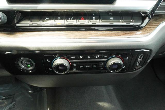 Used 2023 Chevrolet Silverado 1500 LT image 25