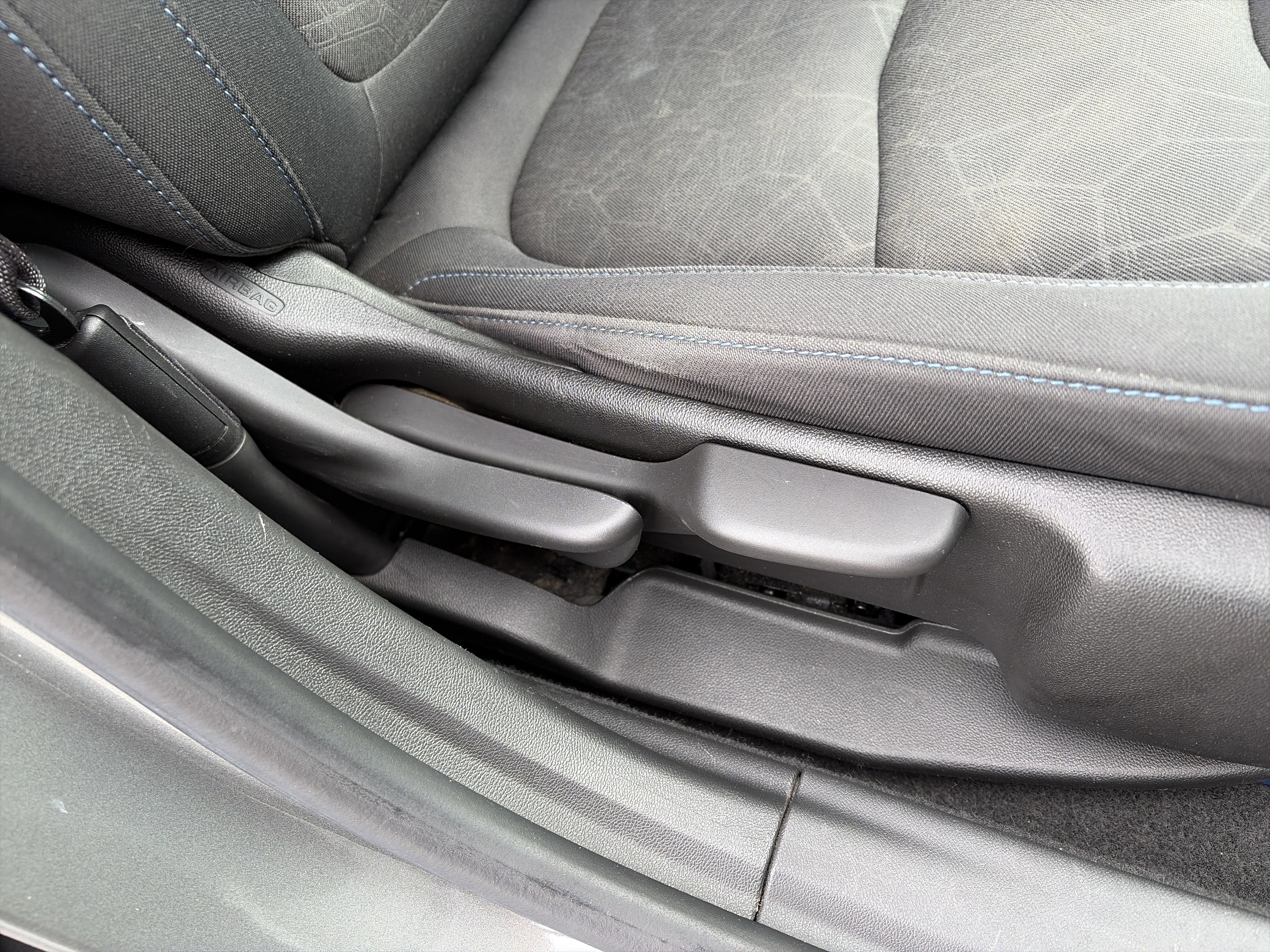 Used 2016 Chevrolet Volt LT image 30