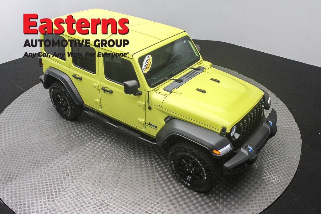 Used 2023 Jeep Wrangler Unlimited w/ Cold Weather Group AWD/4WD image 3