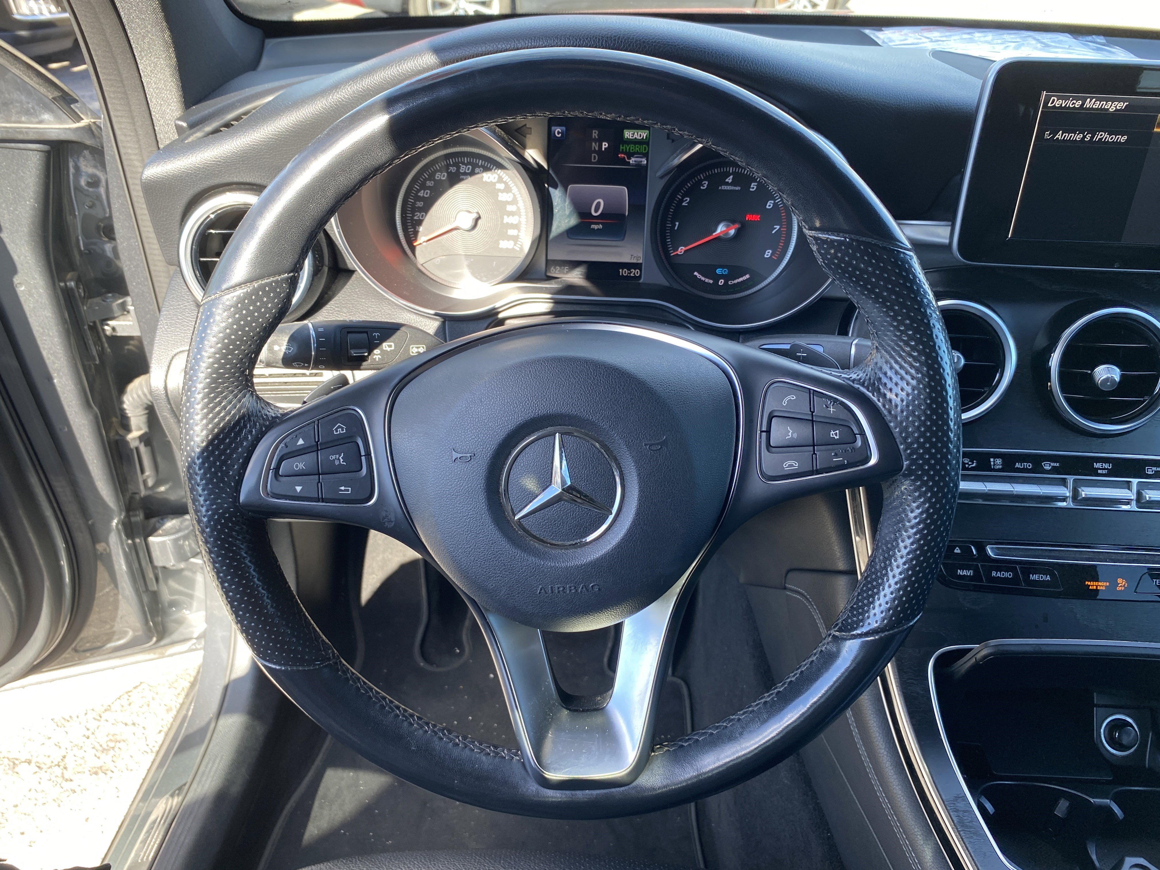 Used 2019 Mercedes-Benz GLC 350e 4MATIC w/ Premium Package image 11