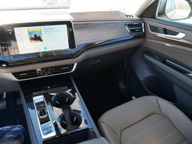 New 2026 Volkswagen Atlas SEL image 9