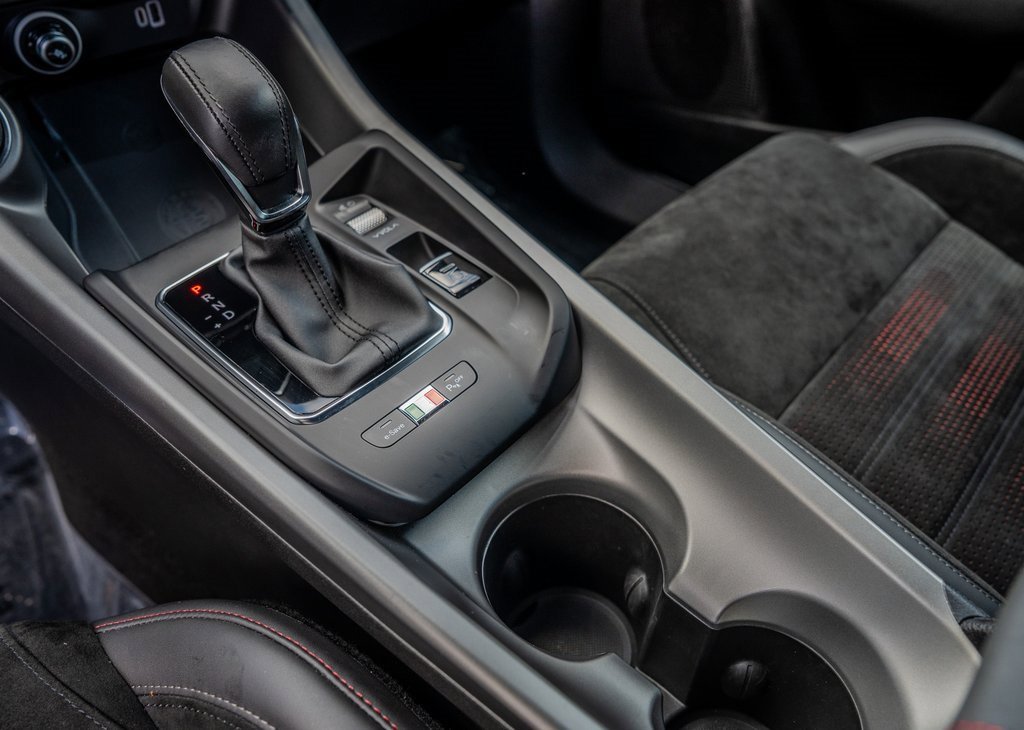 Used 2024 Alfa Romeo Tonale Veloce w/ Active Assist Package image 10