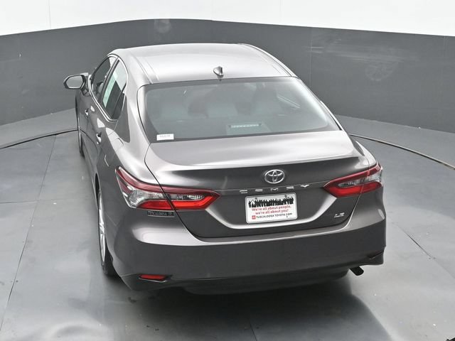 Used 2023 Toyota Camry LE FWD image 31
