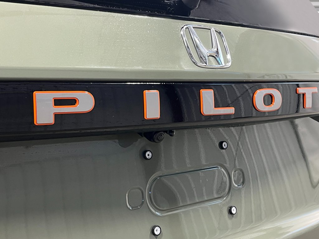 New 2026 Honda Pilot TrailSport image 6