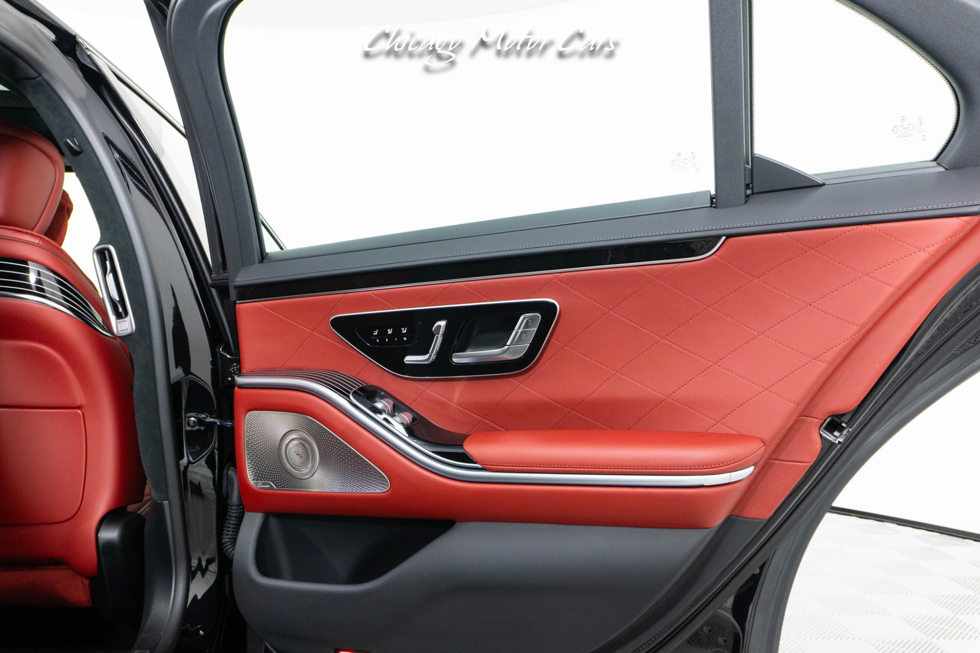 Used 2024 Mercedes-Benz S 580 4MATIC Sedan image 45