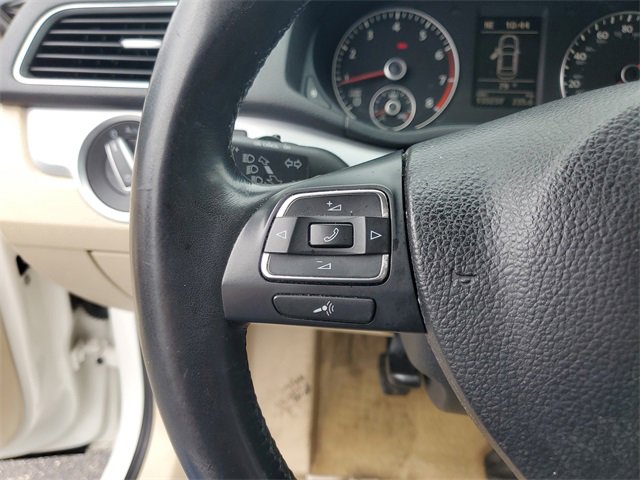 Used 2012 Volkswagen Passat 2.5 SE image 14