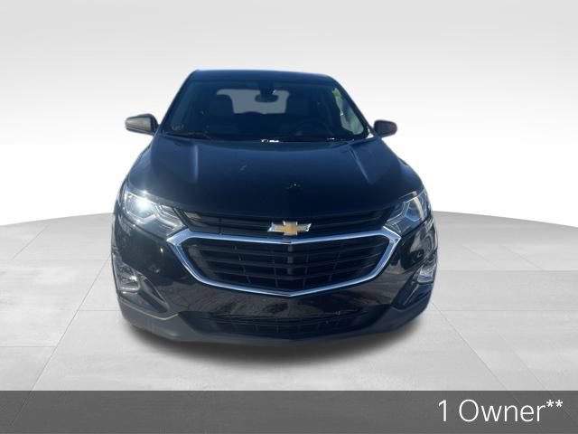 Used 2020 Chevrolet Equinox LS w/ LS Convenience Package image 2