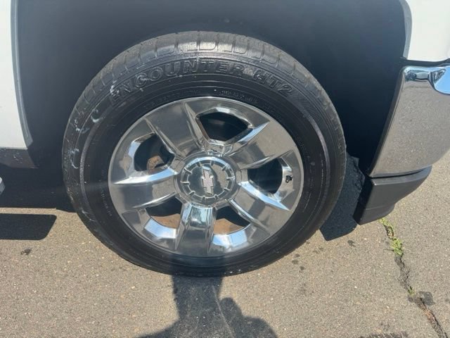 Used 2018 Chevrolet Silverado 1500 LT w/ LT Eassist Package AWD/4WD image 15