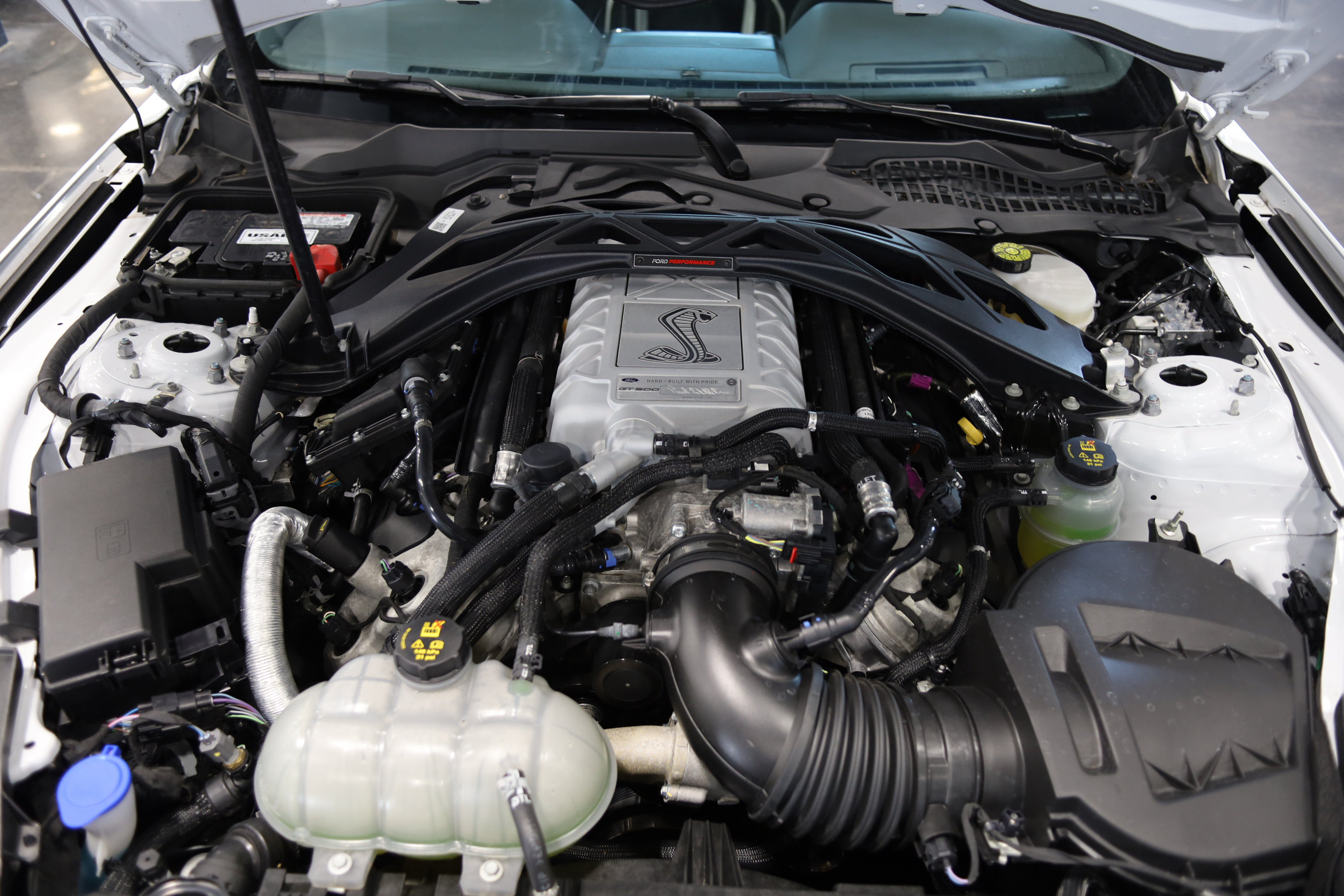 Used 2021 Ford Mustang Shelby GT500 w/ Carbon Fiber Track Pack RWD image 37