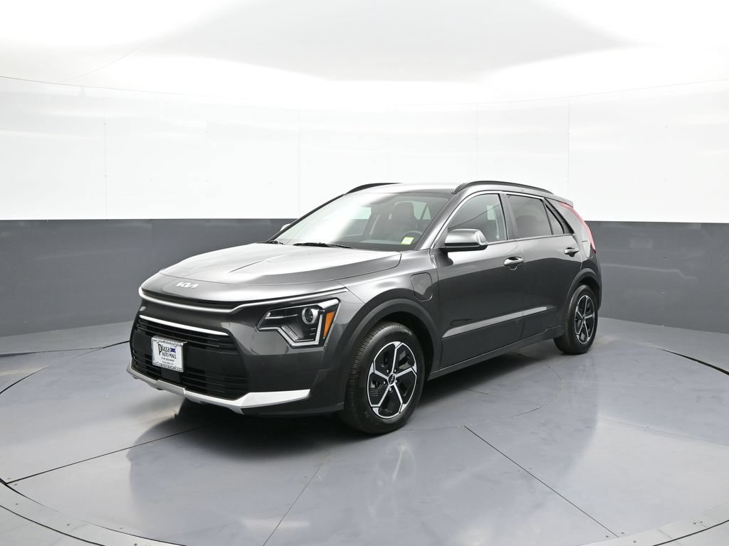 Certified 2025 Kia Niro EX w/ EX Cold Weather Package FWD image 1