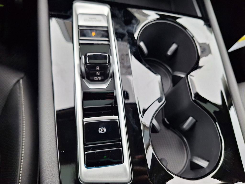 New 2026 Volkswagen Atlas SE image 18