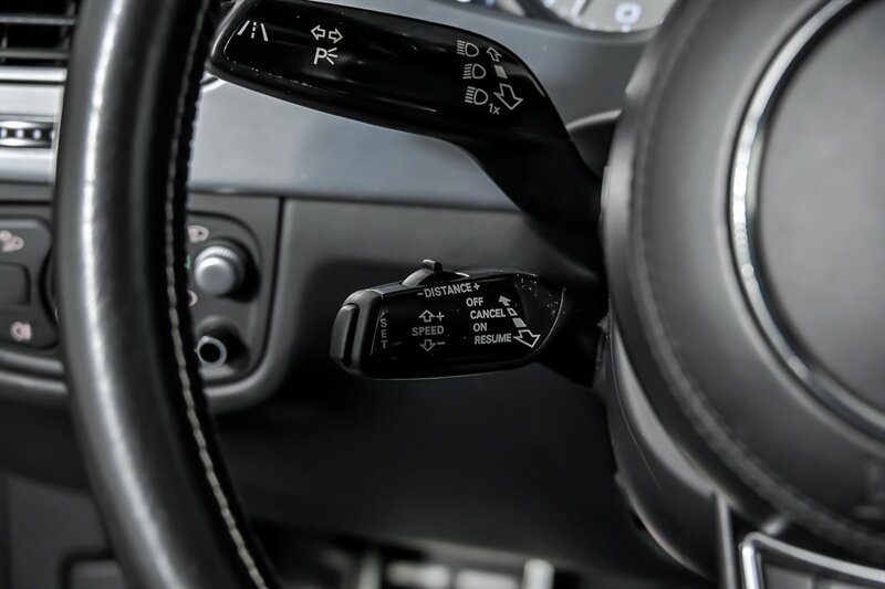 Used 2016 Audi S8 AWD/4WD image 29