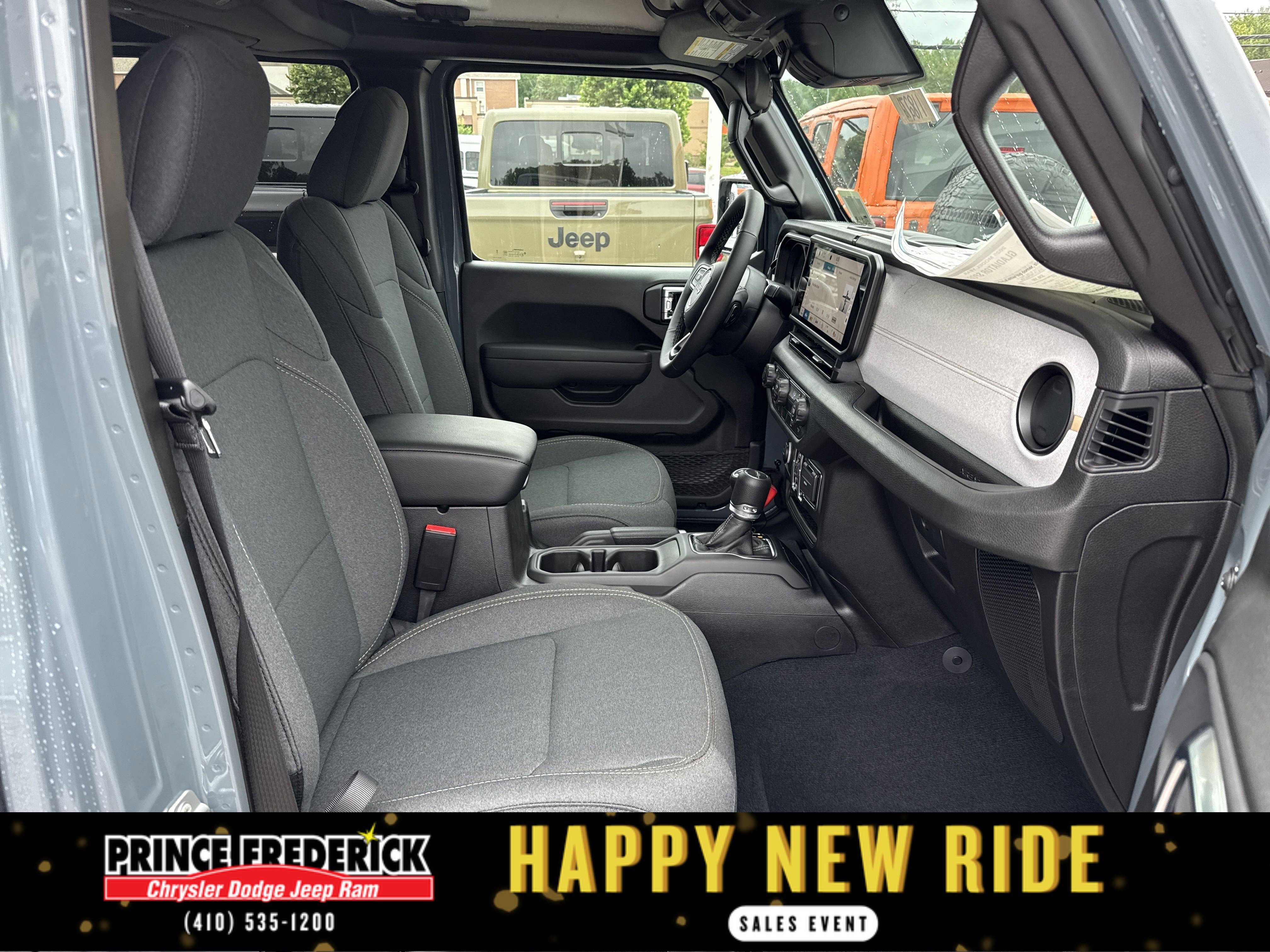 New 2025 Jeep Gladiator Sport image 15