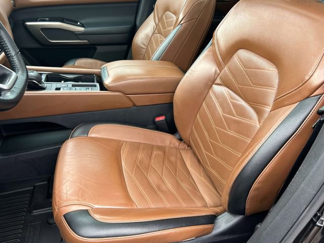 Used 2022 Nissan Pathfinder Platinum w/ Lighting Package (N92) image 29