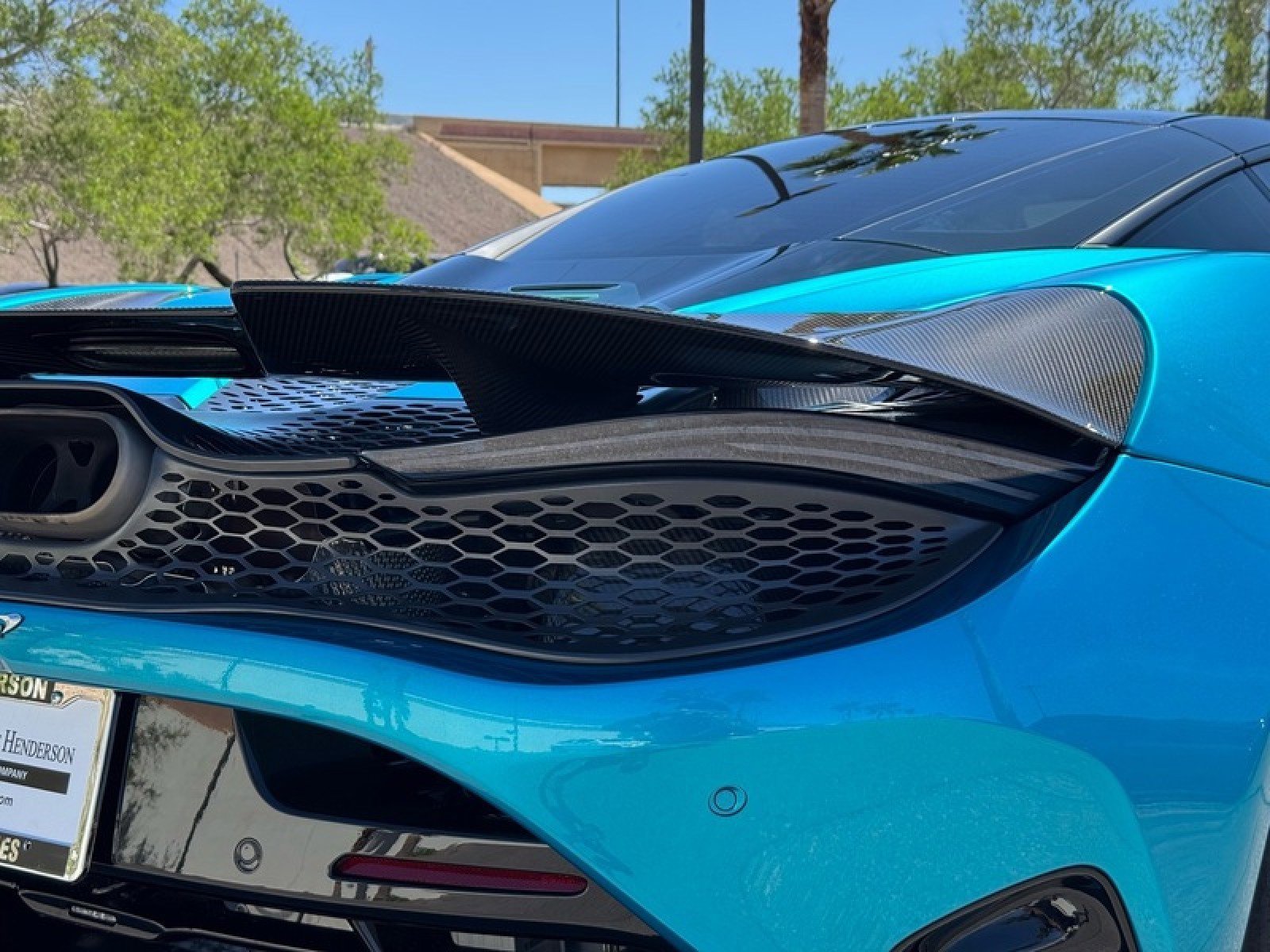 Used 2024 McLaren 750S RWD image 21
