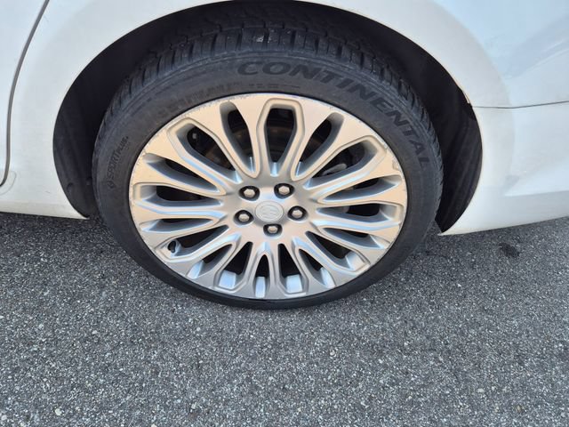 Used 2015 Buick LaCrosse Premium w/ Driver Confidence Package #1 FWD image 12