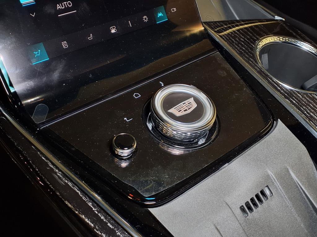 New 2026 Cadillac Escalade IQL Luxury image 19