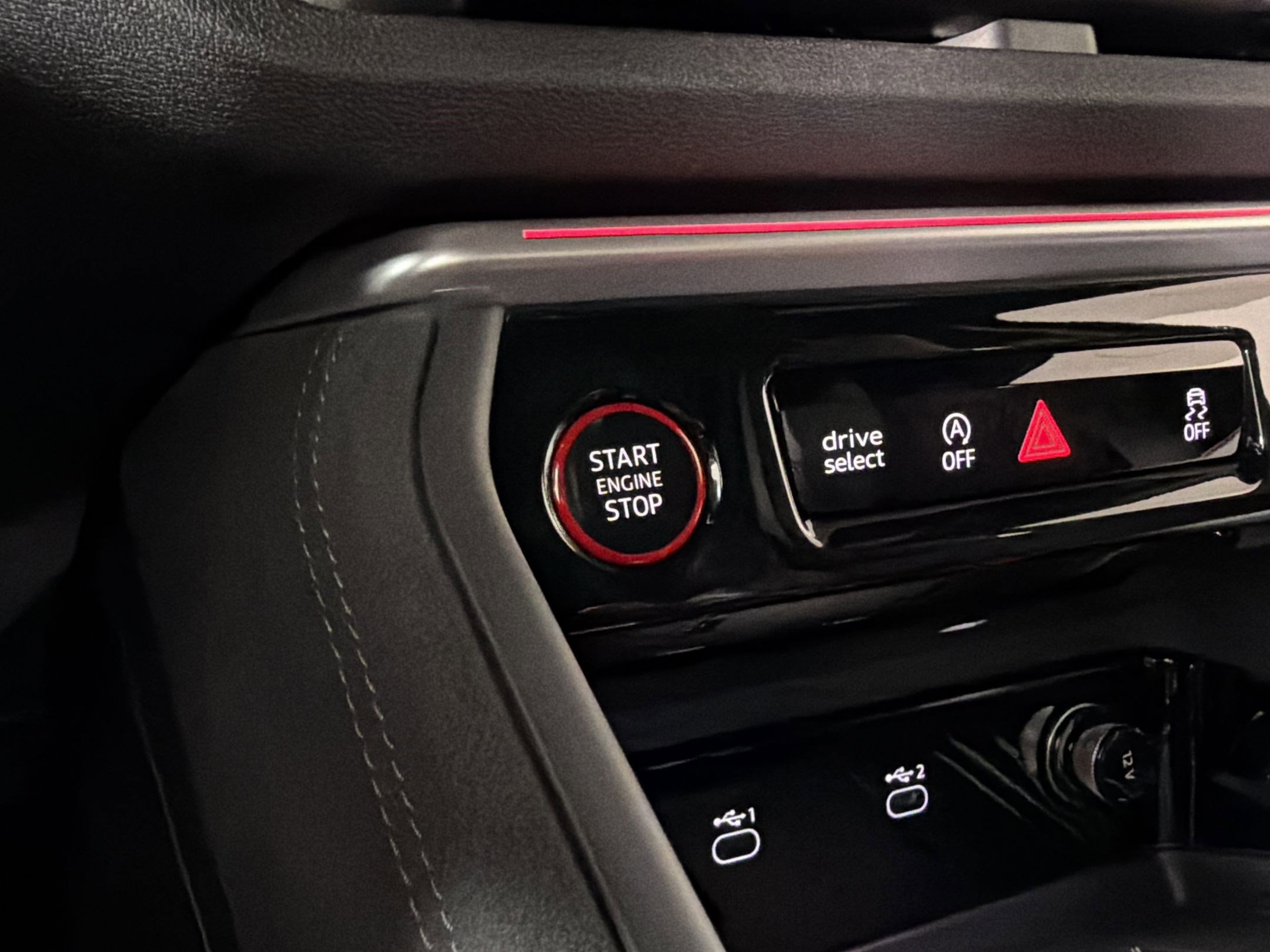 Certified 2025 Audi SQ5 Prestige w/ Prestige Package image 27