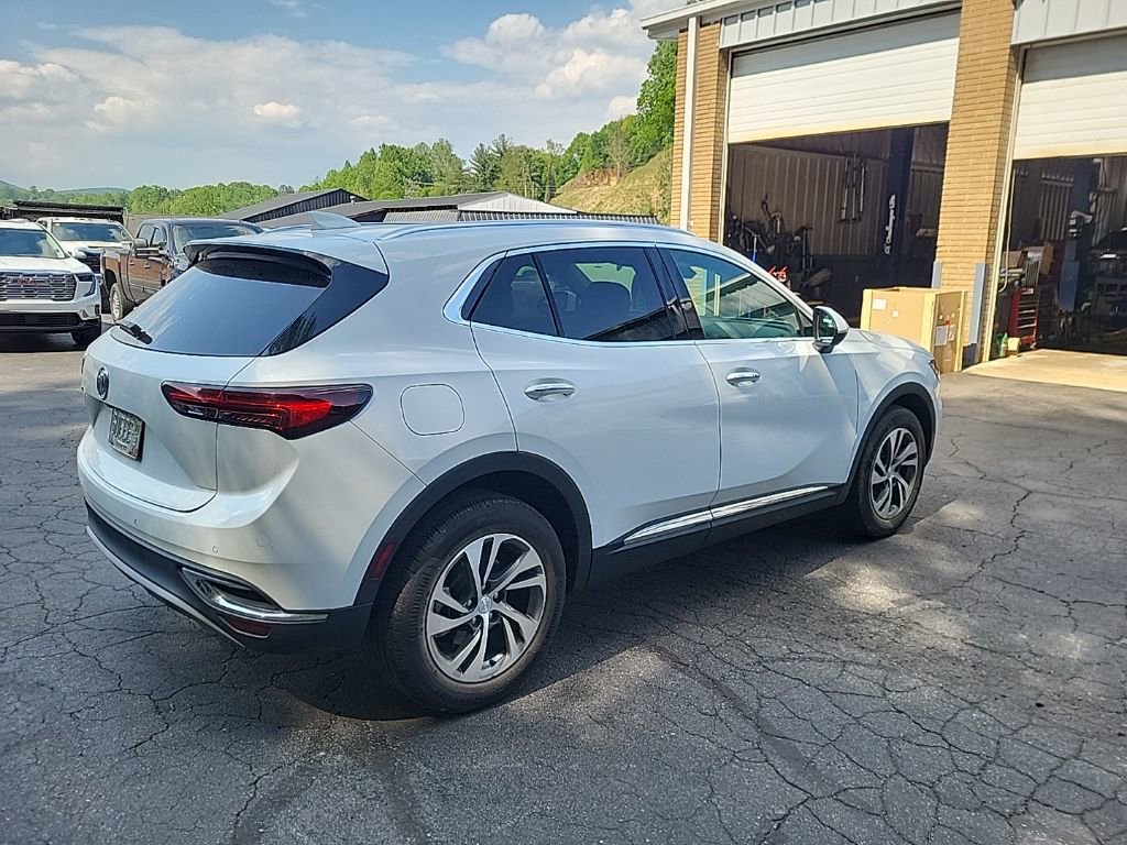 Used 2021 Buick Envision Essence w/ Technology Package I FWD image 6