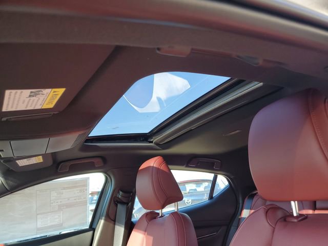 New 2026 MAZDA MAZDA3 Carbon image 18